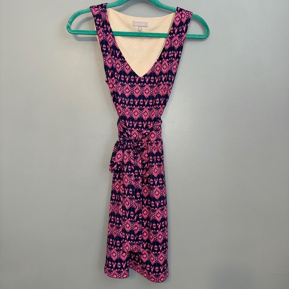 EUC Ellie Kai Geometric Print Sleeveless Shift Dress Size 0